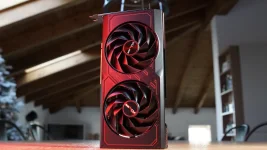 Sapphire-Pulse-AMD-Radeon-RX-7600-XT-4-TechForumTR.webp