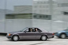 Modern klasikler Mercedes-Benz 124 serisinin Coupé'leri TechForumTR (5).webp