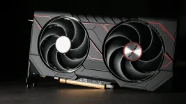 Radeon RX 9060 XT 16 GB uçuyor.webp