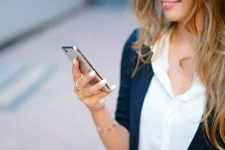 Hangi akıllı telefonu kullanıyorsunuz.webp