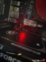 SSD sürekli kırmızı renkte yanıp sönüyor.webp