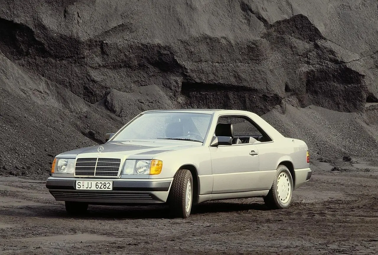 Modern klasikler Mercedes-Benz 124 serisinin Coupé'leri TechForumTR (7).webp