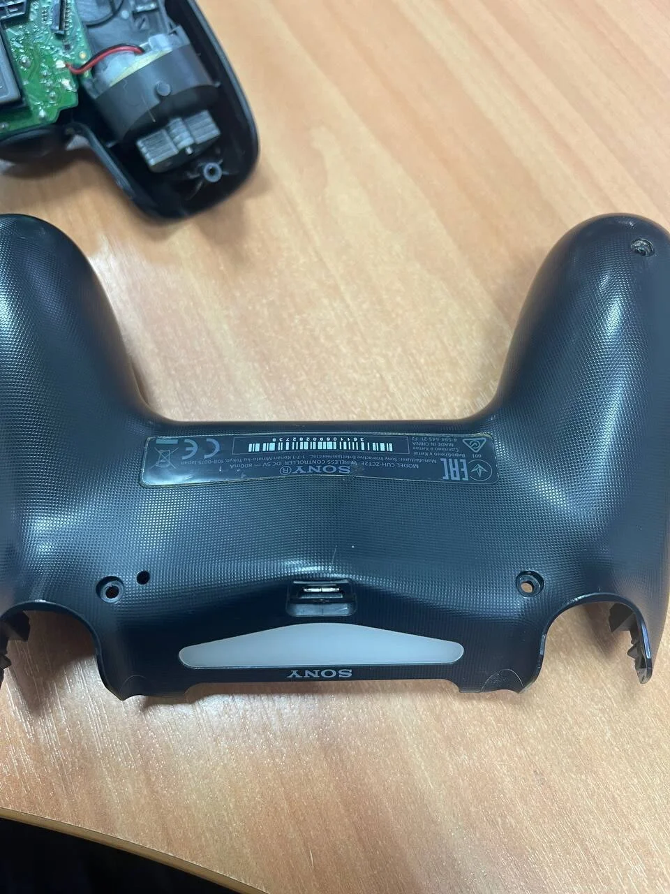 Orijinal PS 4 v2 joystick'ini tanımlamaya yardımcı olun1.webp