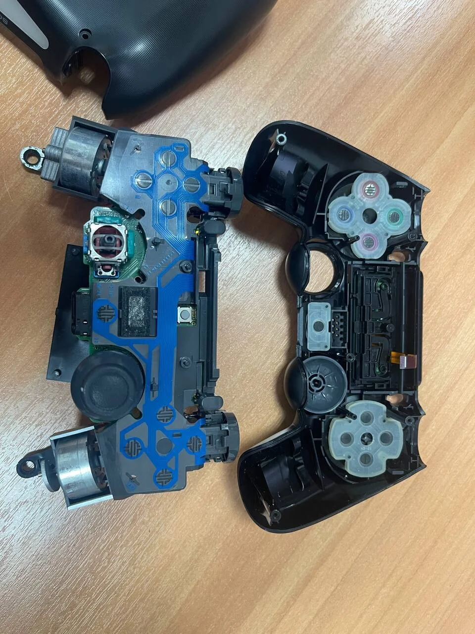 Orijinal PS 4 v2 joystick'ini tanımlamaya yardımcı olun4.webp