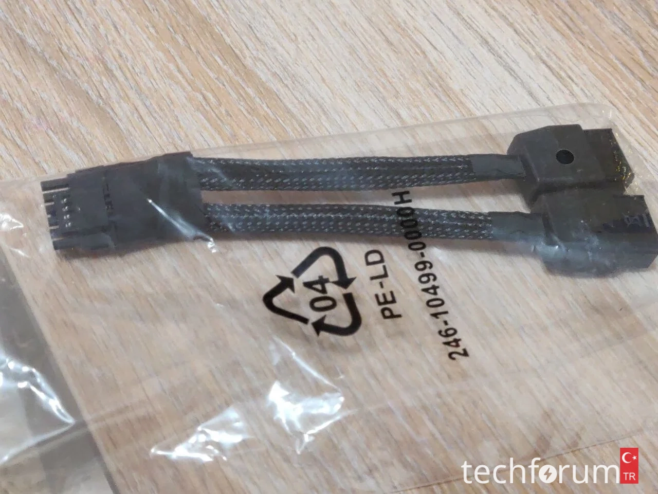 RTX 5070'i güç kaynağına bağlama.webp