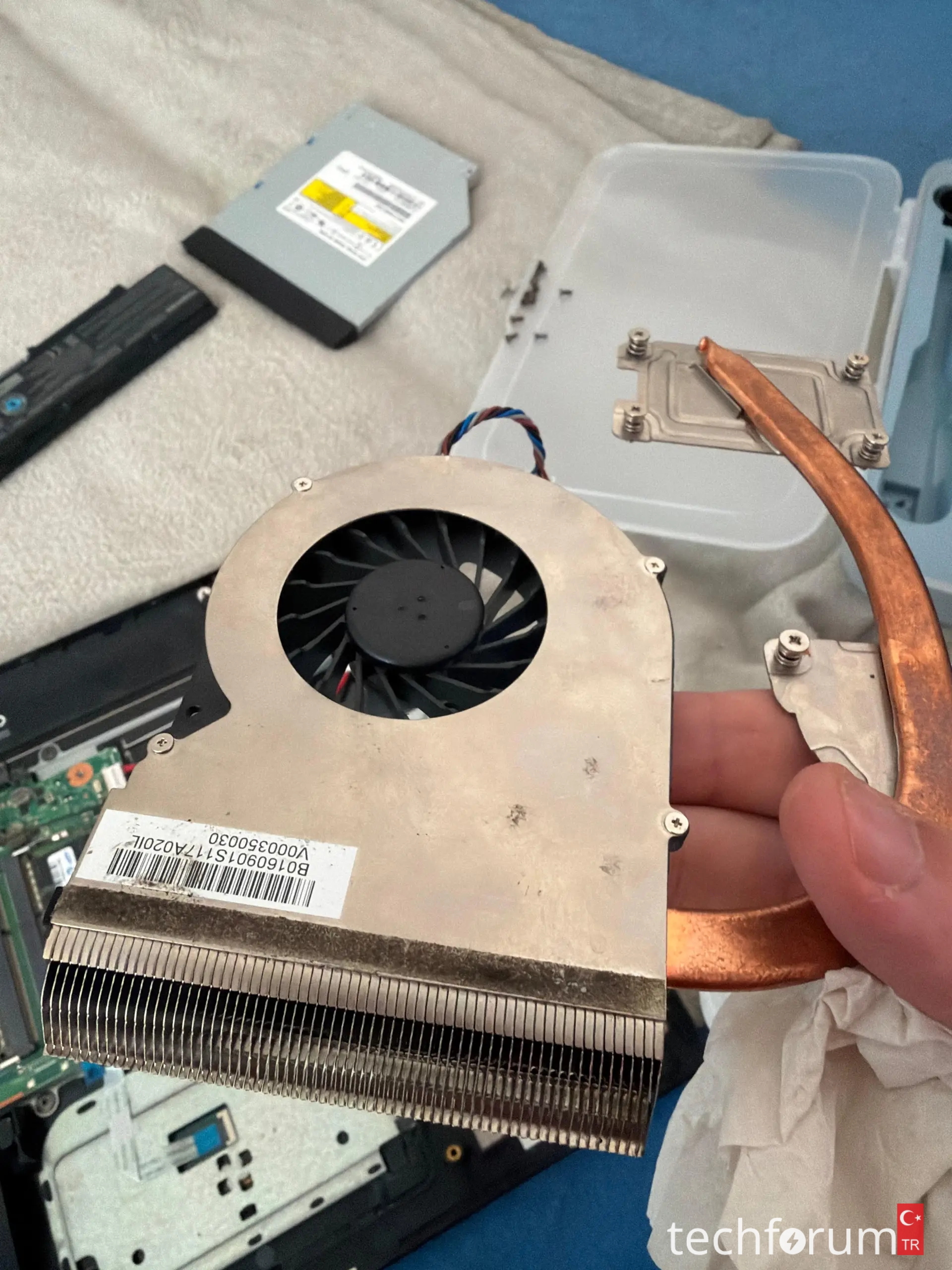 Toshiba Satellite P70-E bilgisayarımı nasıl soğutabilirim.webp
