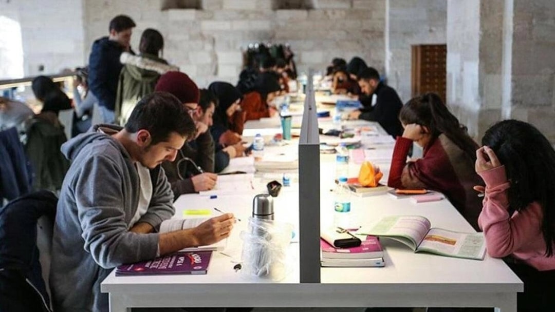 Ön Lisans Sözel Bölümleri